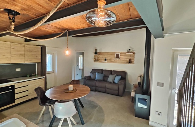 Volaterrae Deluxe Loft with Garden