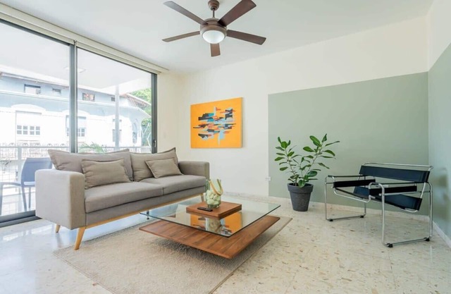 w* | Detailed 1BR in Casco Antiguo