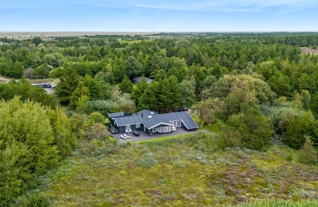 "Waldemar" - 3.4km from the sea by Interhome