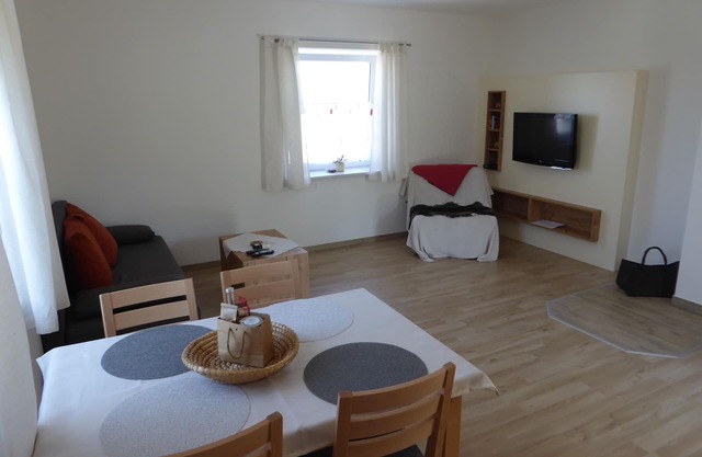 Waldesruh vacation apartment with terrace, garden and WLAN