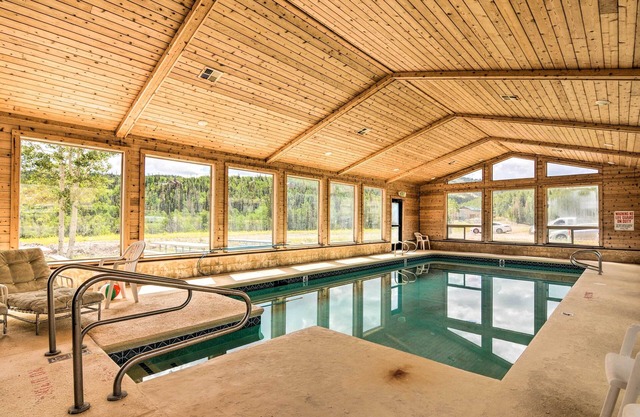 Walk to Brian Head Resort: Condo w/Pool Access!