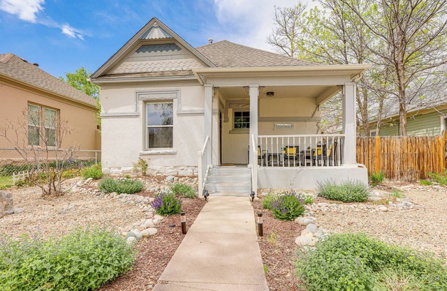 Walk to Dtwn: Home w/Vintage Charm in Cañon City!
