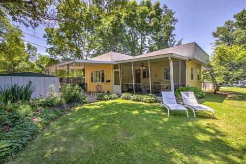 Walk to River! Its A Wonderful Life Cottage