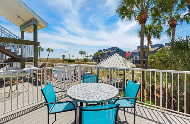 🌴Walk2Beach-Pet Friendly-Comm. Pool-1BR LaBahia 123🌴