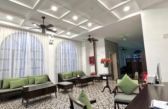 Wanderlust Hotel