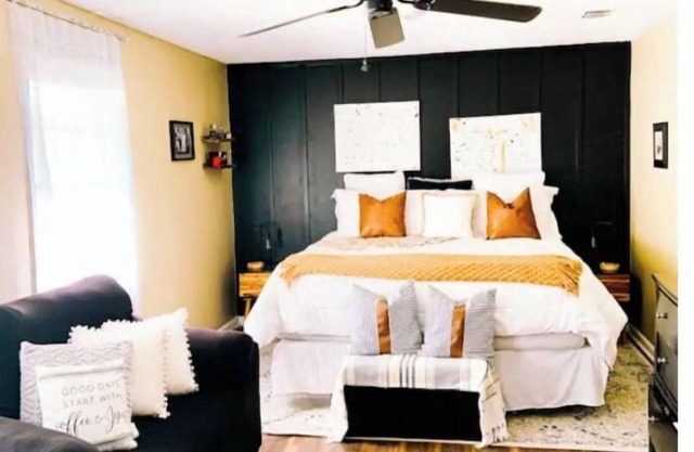 Warm & Inviting home 5 minutes walking distance from restaurants.