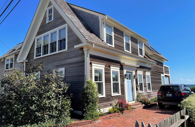 Waterfront! 5 bdrm house in Provincetown’s quiet East End. July 20/27 available!