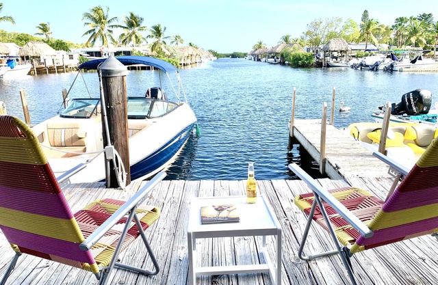 Waterfront Beach, Pool, Dock, Kayaks, Paddleboards