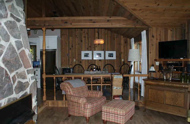 Waterfront Cottage , 5 Bedrooms & Boathouse