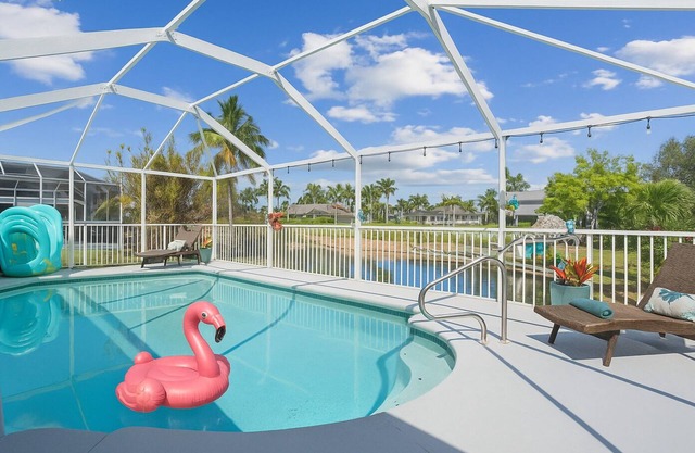 Waterfront Gulf-Access Escape | Heated Pool Dock Game Room + Tiki Bar