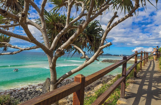 Waterfront home in Burleigh Waters with stunning canal views!
