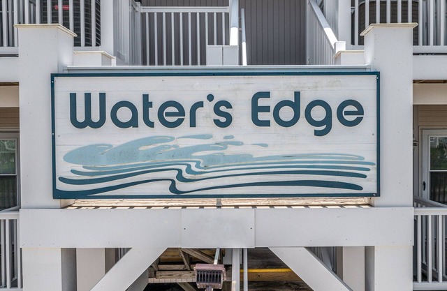 "Waters Edge 435-C" - Oceanfront Condo w/Community Pool, 2 Bedrooms/2 Bathrooms