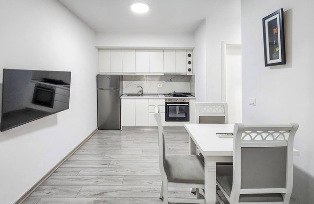 WE LOVE TIRANA Central Apartments Blloku