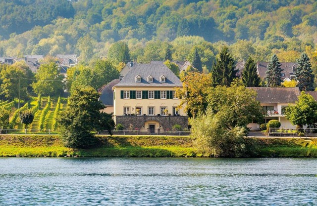 Wein- und Landhaus S A Prüm