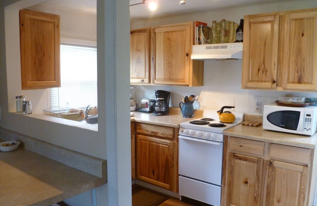 Welcome to our five star cozy cabin duplex, bright and airy, perfect location!