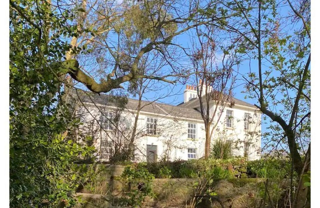 Welcoming Farm Annex on 15 private acres