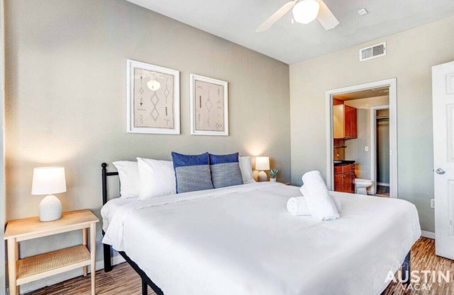 West Campus Oasis | 2 Apts Accommodating 14 Guests