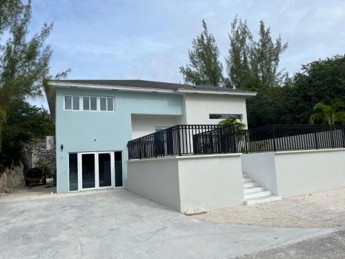 West Winds New House with Pool 4/3