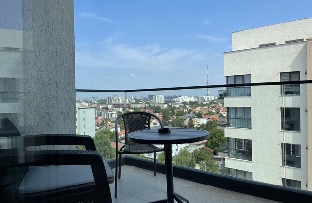 Westpark2 One-Bedroom Suite W5 Lakeview