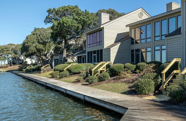 Westport B-4, Soundfront Condo in Pine Knoll Shores, NC!