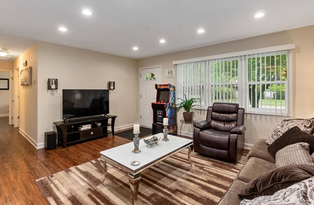 Wheeling Rental