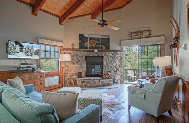 Whistlepunk #18: 4 Bedrooms, 3 Baths