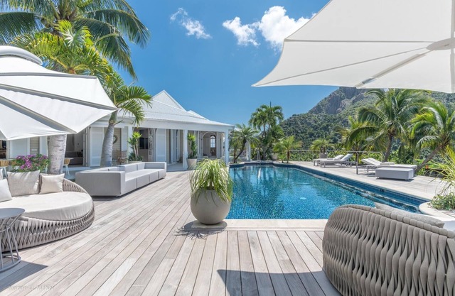 White Sun Luxury villa