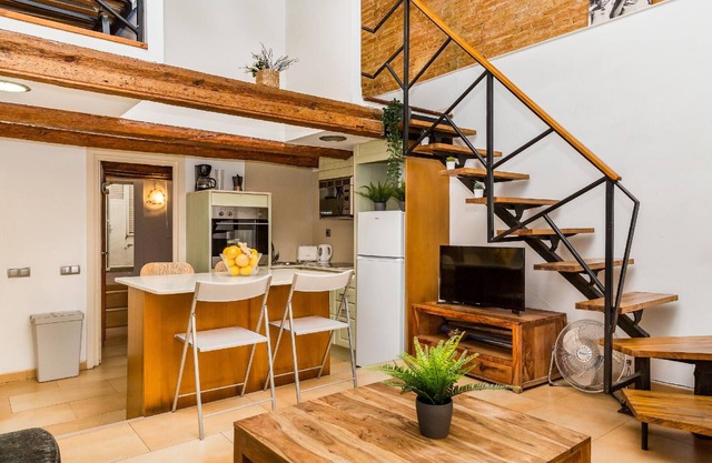 Why do we call this stylish beach loft dreamy?
