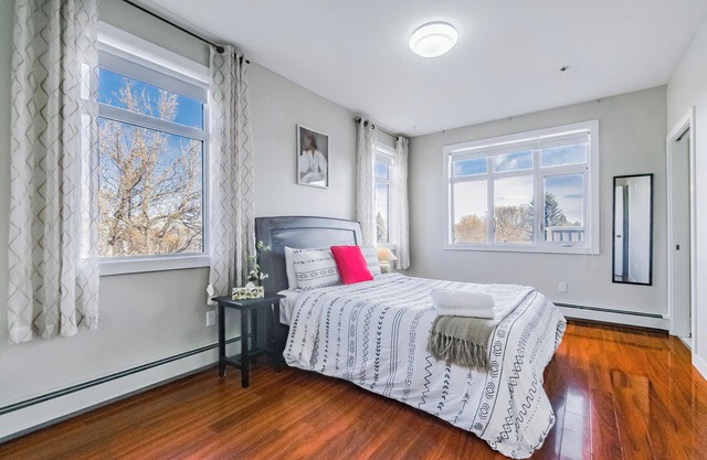 Whyte - 3 Bdrm, 3.5 Bthrm Penthouse |near U of A