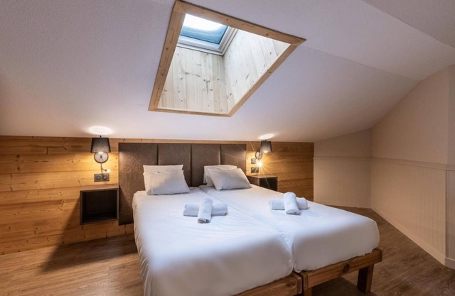 Wifi, 50m from ski slopes, fitness, swimming pool, sauna, balcony, tv, ski locker, 52m², La Plagne