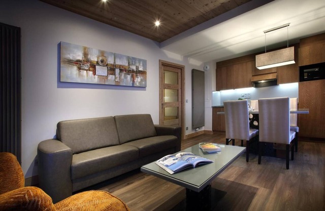 Wifi, fitness, swimming pool, sauna, hammam, balcony, tv, 125m², Alpe d'Huez