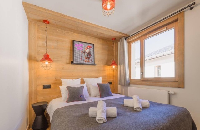 Wifi, swimming pool, sauna, hammam, terrace, balcony, parking, tv, ski locker, 32-40m², Megève