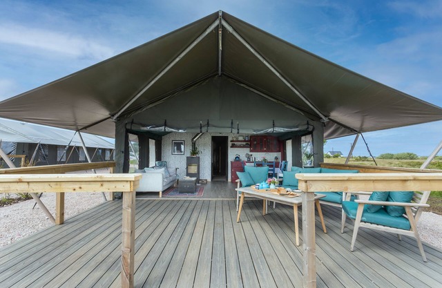 Wild Atlantic Way Connemara luxury safari-tent glamping with outdoor hot bath.