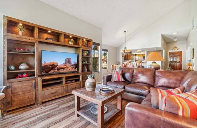 Winter at The Fountains Scottsdale Ranch 2 bedroom 2 bath 1 car garage