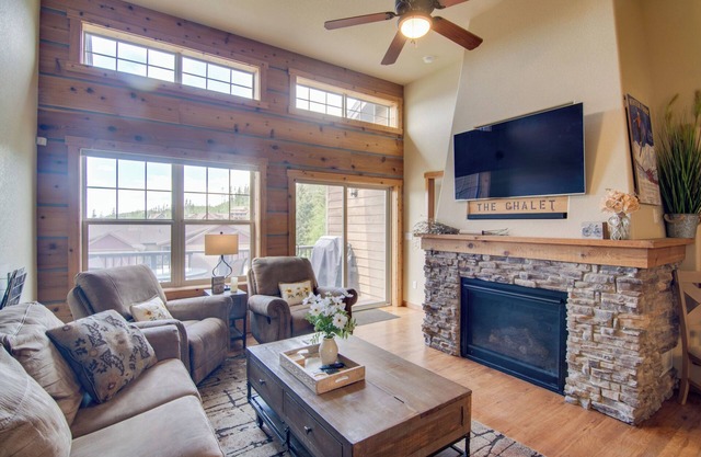 Winter Park Chalet w/Hot Tub + Free Shuttle!