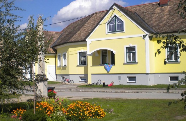 Winzerhof & Gästehaus Greil