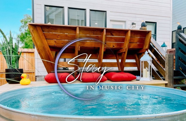 Wishful Dreaming Nashville | 9 Beds | Private Pool!