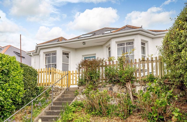 WISTERIA, family friendly, character holiday cottage in Mevagissey