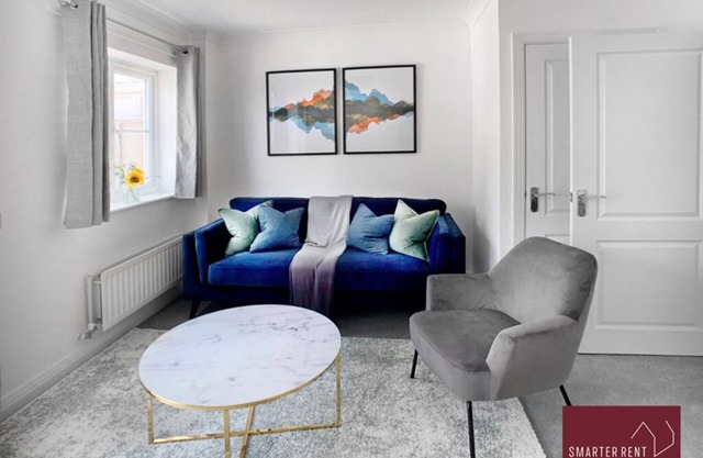 Wokingham - Garden,Parking, 2Bed