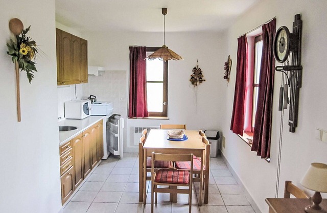 Wonderful private villa for 6 guests with pool, WIFI, TV, patio, pets allowed and panoramic view