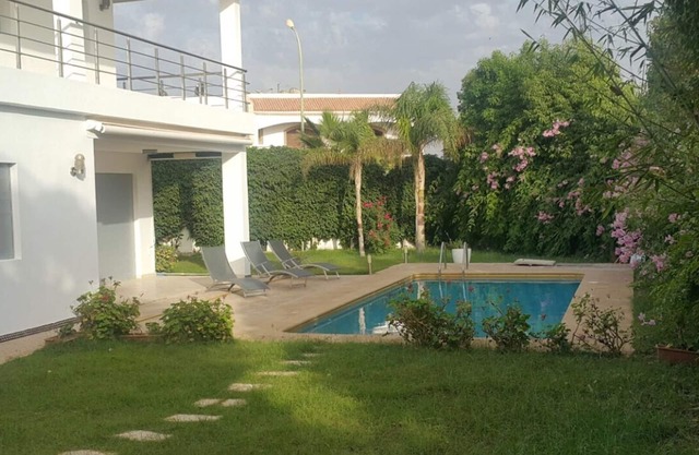Wonderful 5 Bedrooms Villa with Pool Ref: HI51053