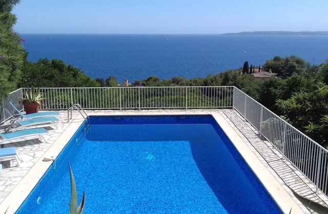 Wonderful view of the Big Blue! French Riviera - Full South and sea walk