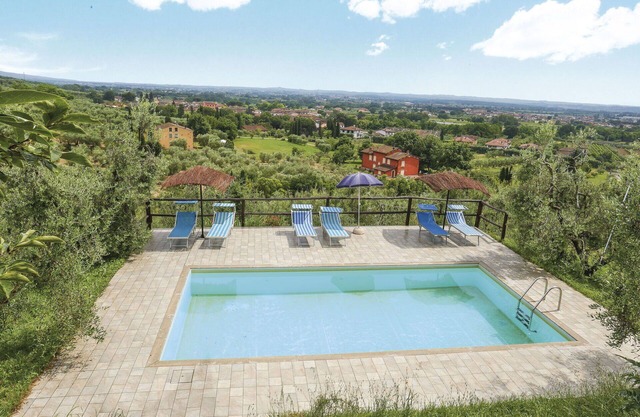 Wonderful private villa with private pool, WIFI, TV, patio, pets allowed and panoramic view