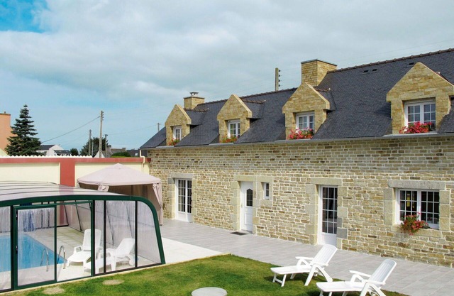 Wonderful private villa for 8 people with WIFI, private pool, TV, terrace, pets allowed and park.