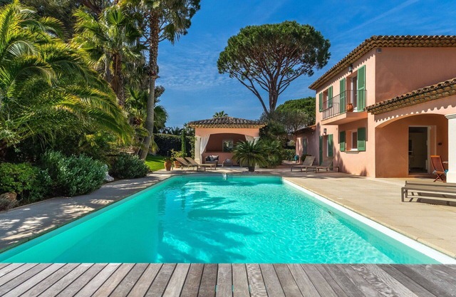 Wonderful private villa for 8 guests with private pool, WIFI, A/C, TV, terrace and pets allowed