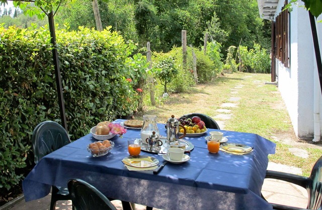 Wonderful private villa for 5 guests with WIFI, TV and patio