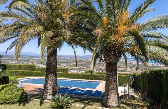 Wonderful private villa for 8 people with A/C, private pool, WIFI, TV, terrace and parking