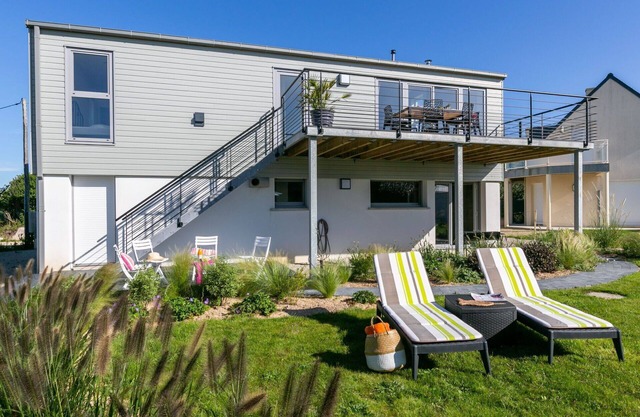 Wonderful private villa for 5 people with WIFI, TV, balcony and parking
