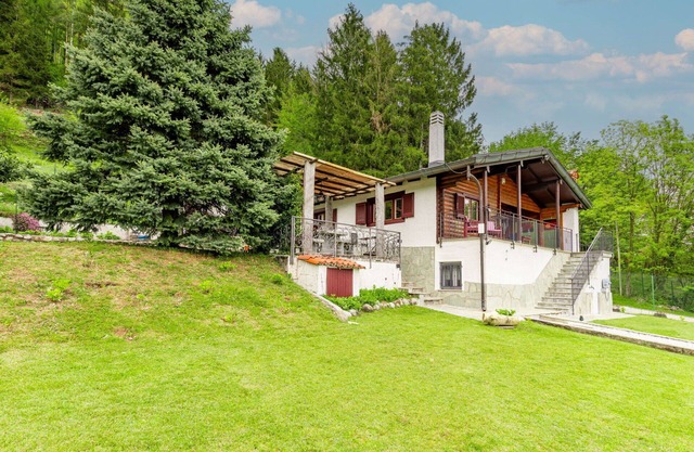 Wonderful private villa for 4 guests with WIFI, TV, patio and parking