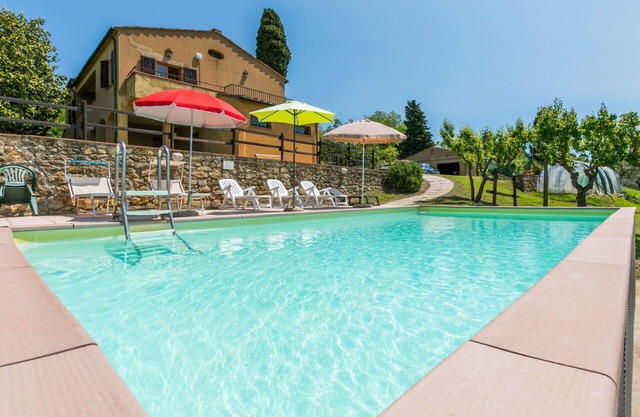 Wonderful private villa for 9 guests with WIFI, private pool, TV and terrace